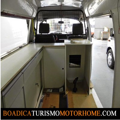 Montagem Kombi MotorHome
